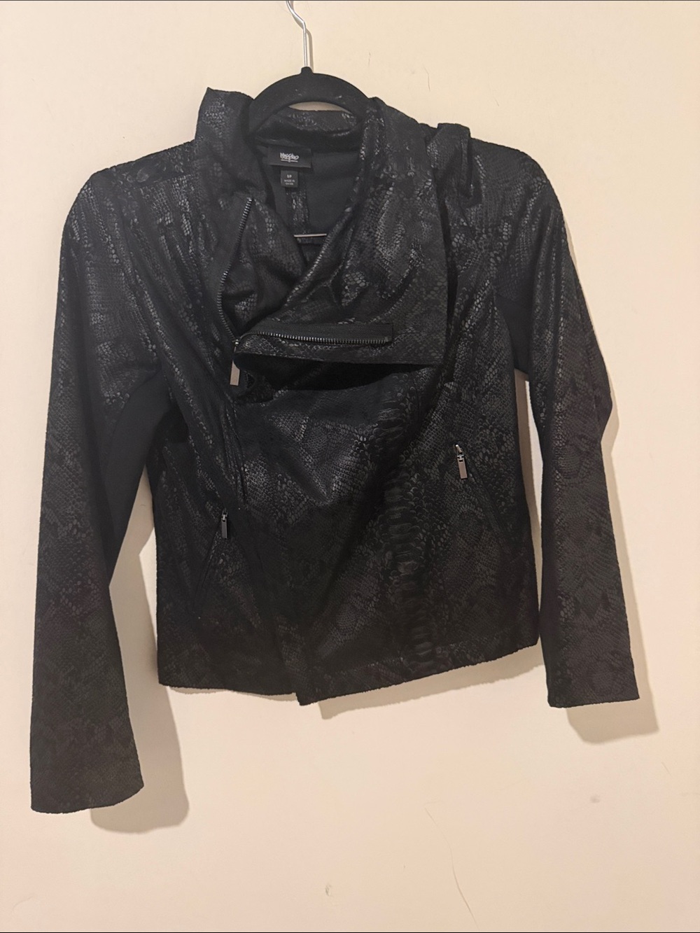 Mossimo Black Textured Asymmetrical Zip Women's Jacket Size Small
